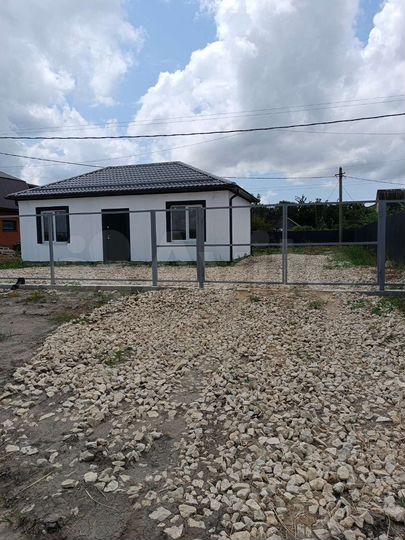 Дом 54 м² на участке 8 сот.