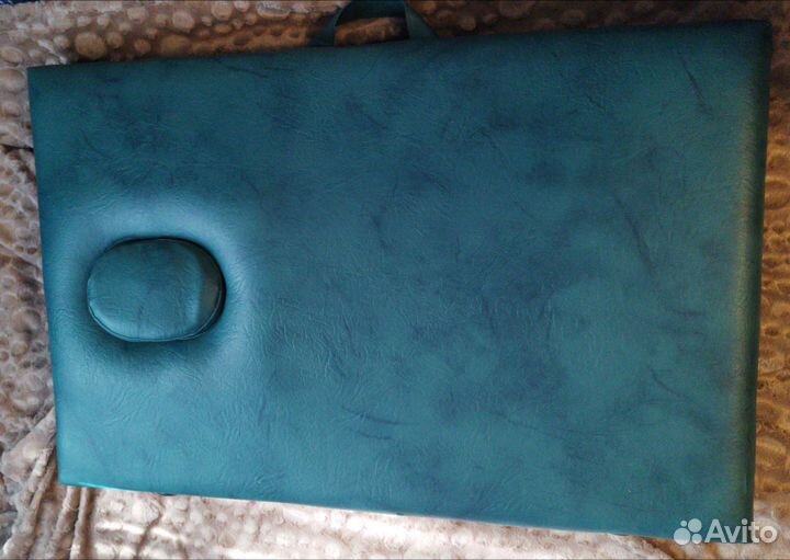 Массажная кушетка