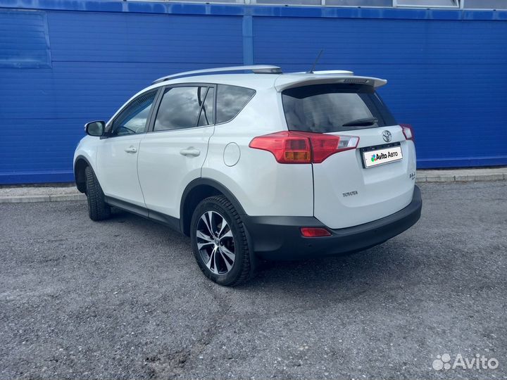 Toyota RAV4 2.5 AT, 2015, 250 000 км