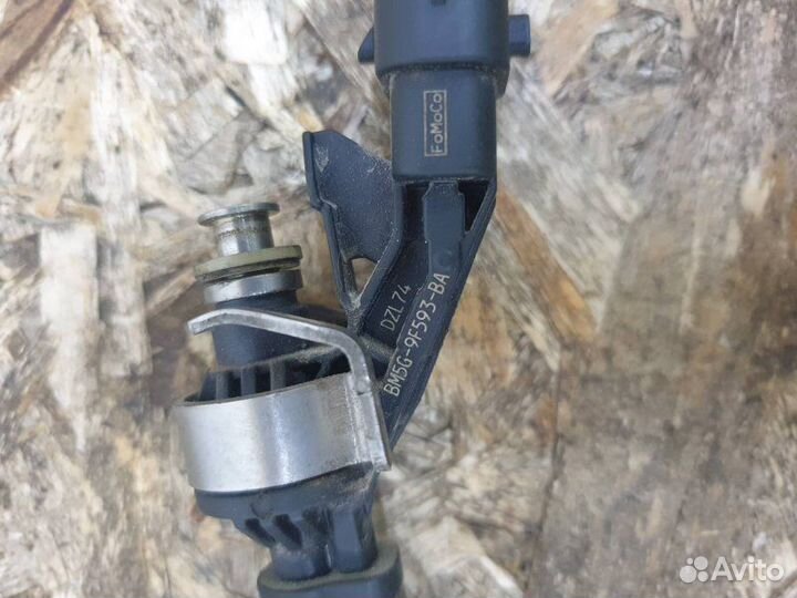 Топливная форсунка Volvo S60 2 1.6 2011