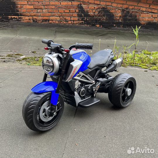Детский мотоцикл (трицикл) Honda CB1000R Blue