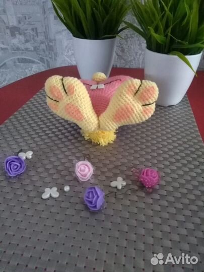 Зайчик вязаная игрушка