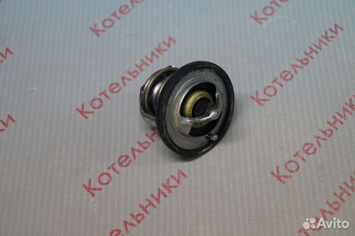 Nissan 21200-9F600 Термостат