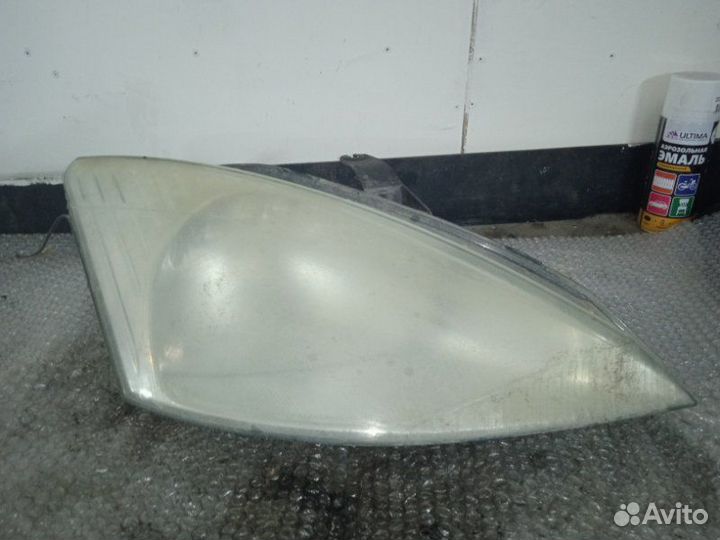 Фара передняя правая Ford Focus 1 универсал 1.8