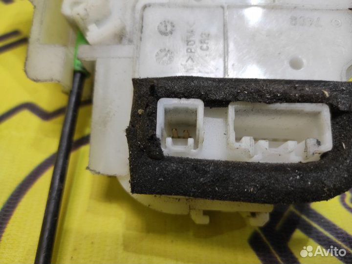 Замок двери задний правый Subaru Impreza GH3 EL154