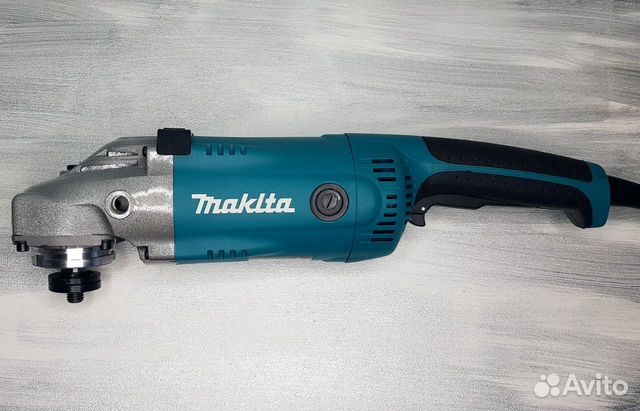 Болгарка Makita GA9020