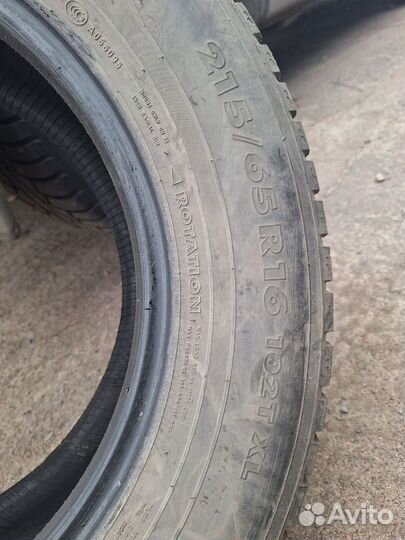 Nokian Tyres Hakkapeliitta 7 215/65 R16 102T