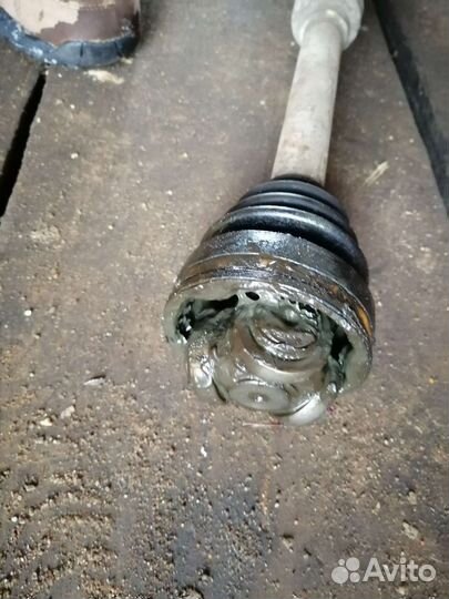 Привод правый lancer 10