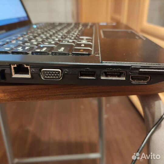 Ноутбук lenovo G460, i3, 14'