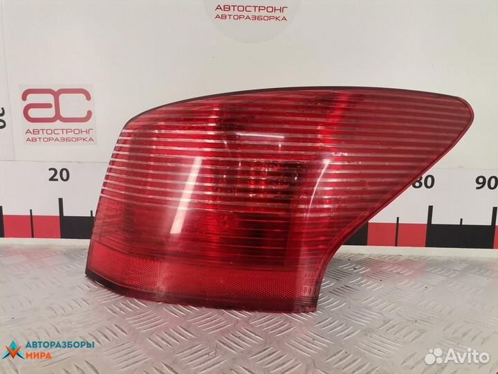 Фонарь задний правый Peugeot 407 2006 6351T3