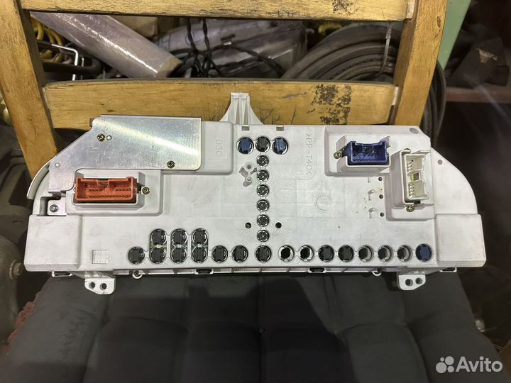 Щиток приборов toyota Ipsum sxm15