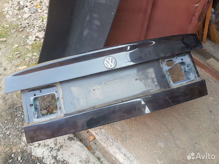 Крышка багажника W Passat B 4