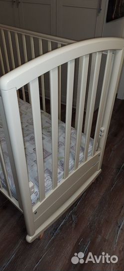 Кроватка детская Гандылян с матрасом