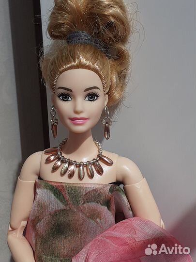 Кукла барби