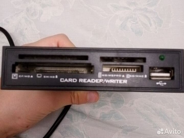 Картридер внутренний 3.5