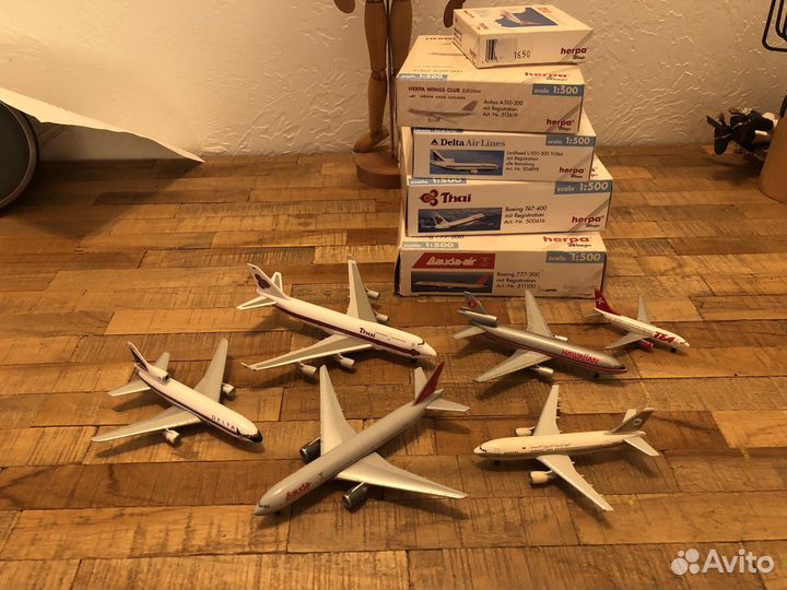 Лот из 5 моделей herpa wing 1:500