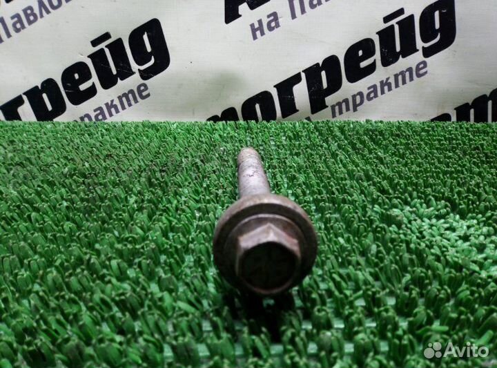 Болт Toyota Camry ACV30 2AZ-FE 2005.06