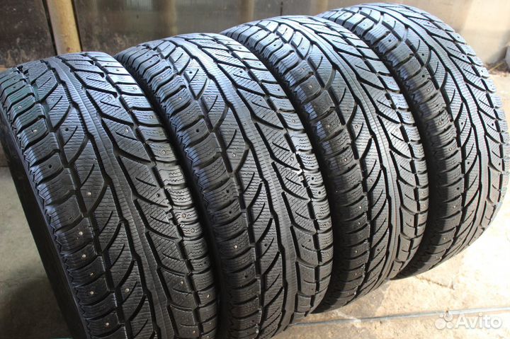 Cooper Weather-Master WSC 245/55 R19