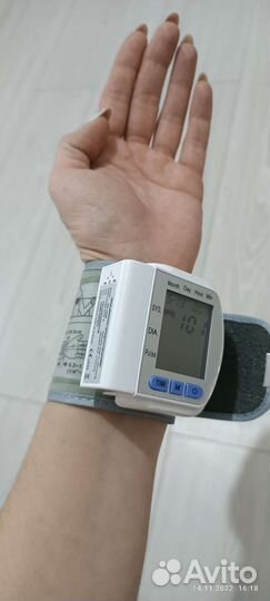 Танометр на запястье
