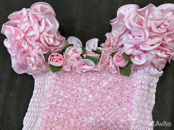 Нарядное платье для девочки 7-9лет