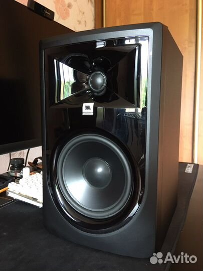 JBL 306P MkII