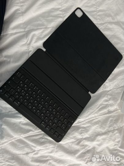 Чехол-клафиатура Apple SMART Keyboard Folio 12,9