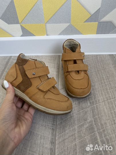 Ботинки котофей 26