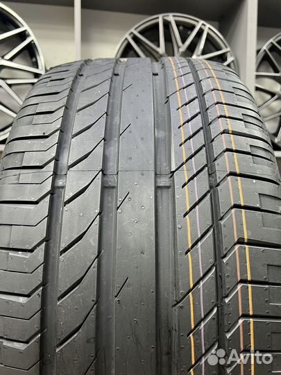 Continental ContiSportContact 5 SUV 295/40 R21 111Y