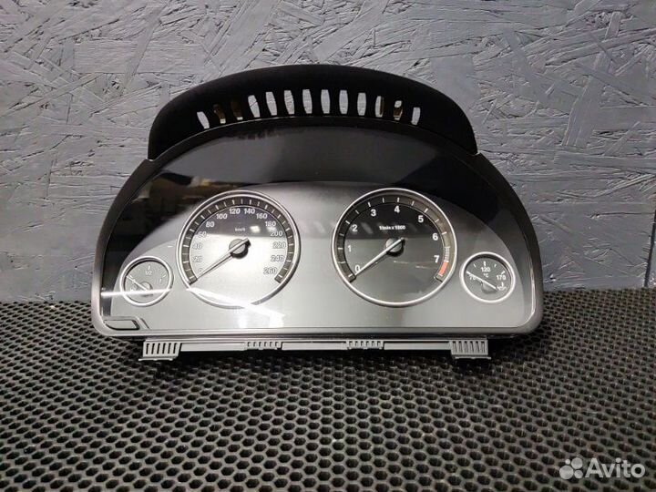 Панель приборов Bmw 550Ix F10 N63 2010