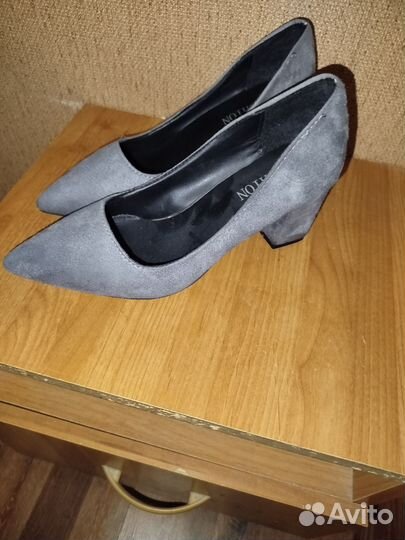 Туфли женские 39 размер новые