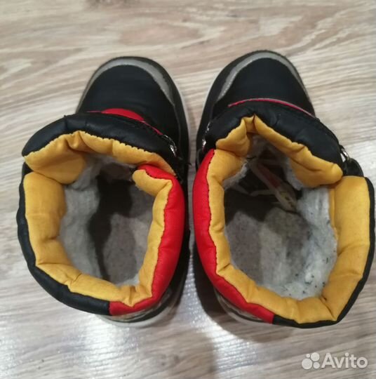 Полусапожки детские (дутики) размер 17