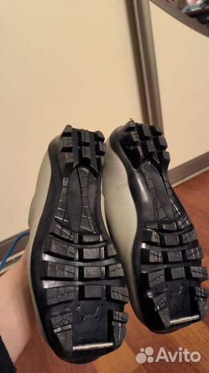 Лыжные ботинки 32р