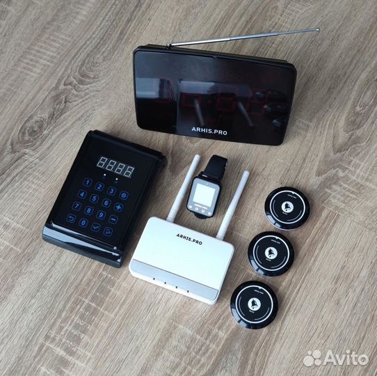 Комплект системы вызова: кнопка вызова официанта