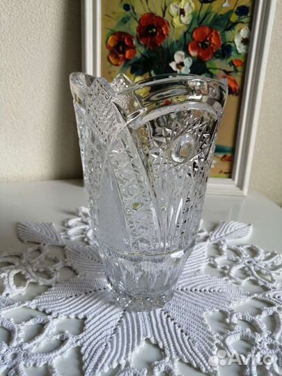 Хрустальная ваза для цветов