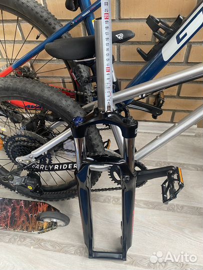 Вилка SR Suntour XCM30 для велосипеда, размер 27.5