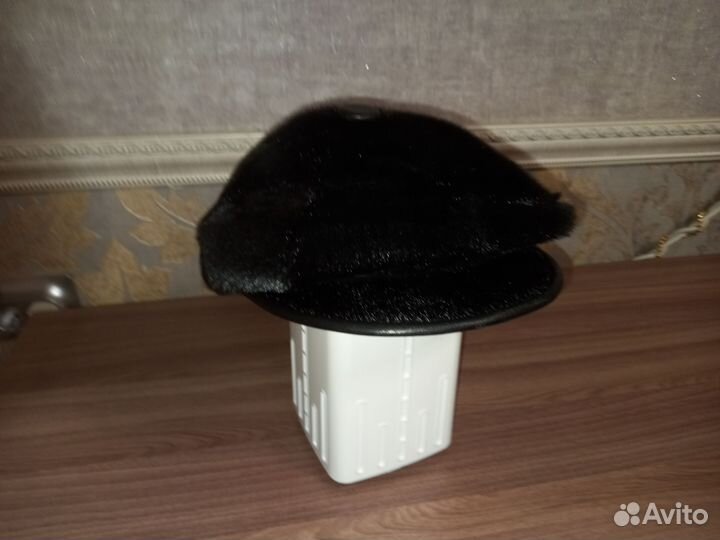 Меховая мужская кепка