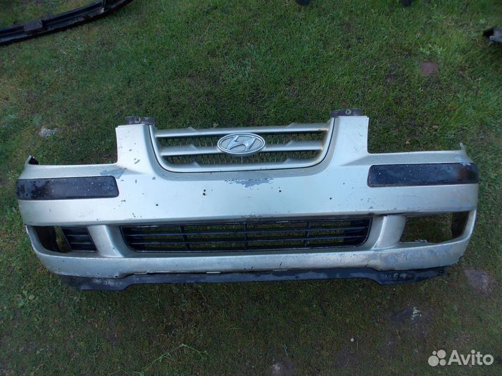 Бампер передний Hyundai Matrix (Дефекты)