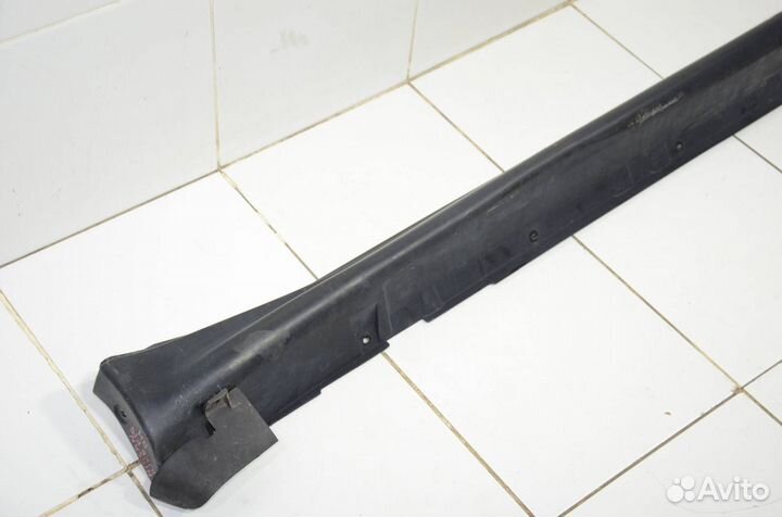 Накладка порога правая Nissan Juke F15 MR16DDT