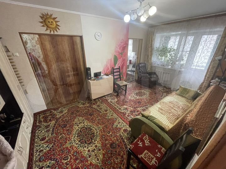 2-к. квартира, 43 м², 2/4 эт.