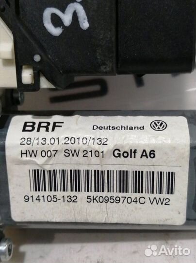 Моторчик стеклоподъемника задний правый Volkswage