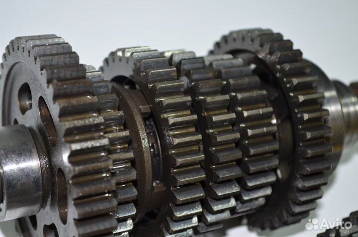 Коробка передач (кпп) Kawasaki ZZR1100-1