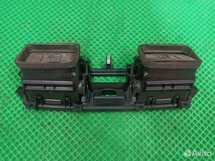 Воздуховод/дефлектор центральный mitsubishi lancer