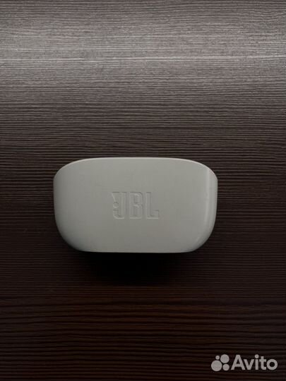 Беспроводные наушники jbl