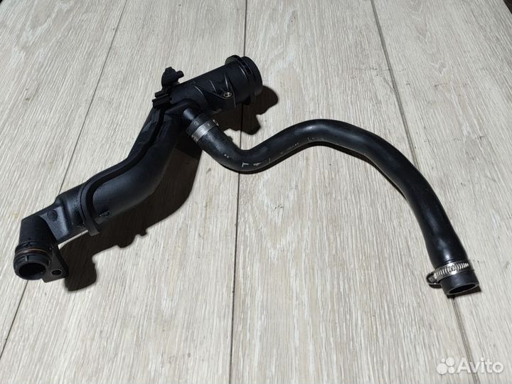 Патрубок Mondeo 4 2.0 Diesel