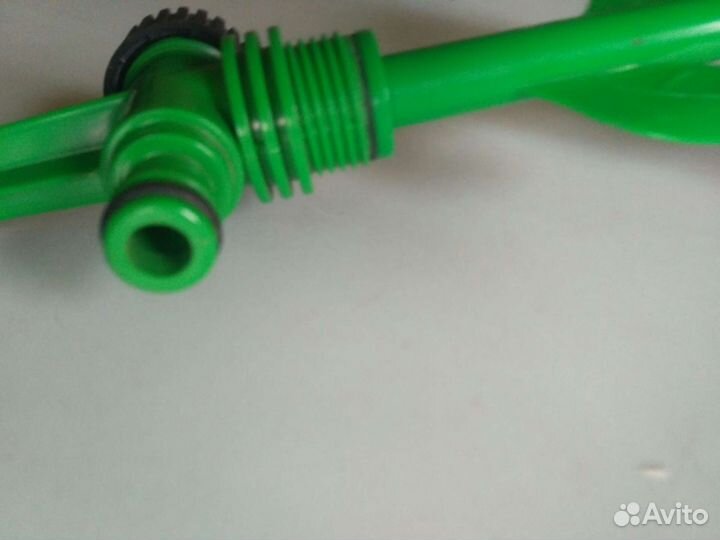 Разбрызгиватель воды для огорода