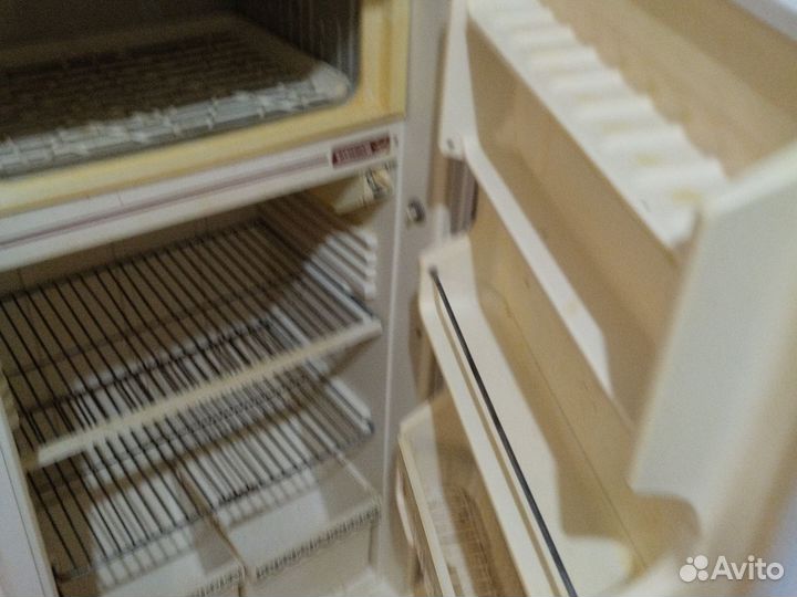 Холодильник б/у