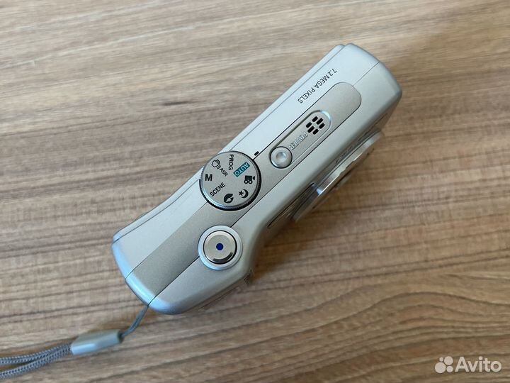 Компактный фотоаппарат Samsung S750