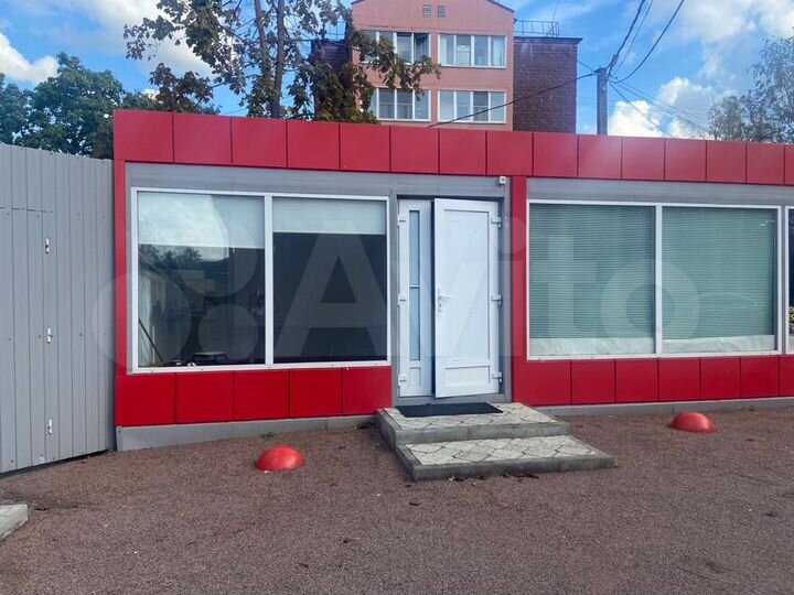 Торговая площадь, 16 м²