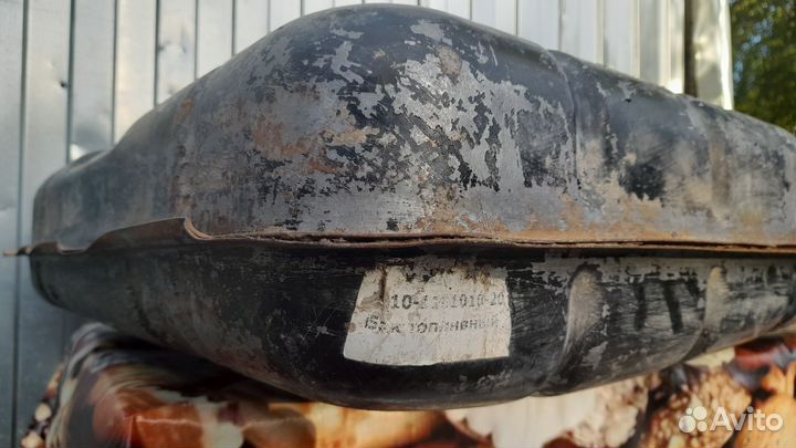 Топливный бак газ