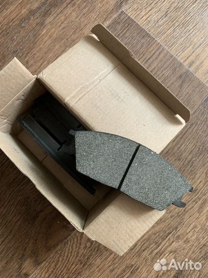 Тормозные колодки передние на Accent